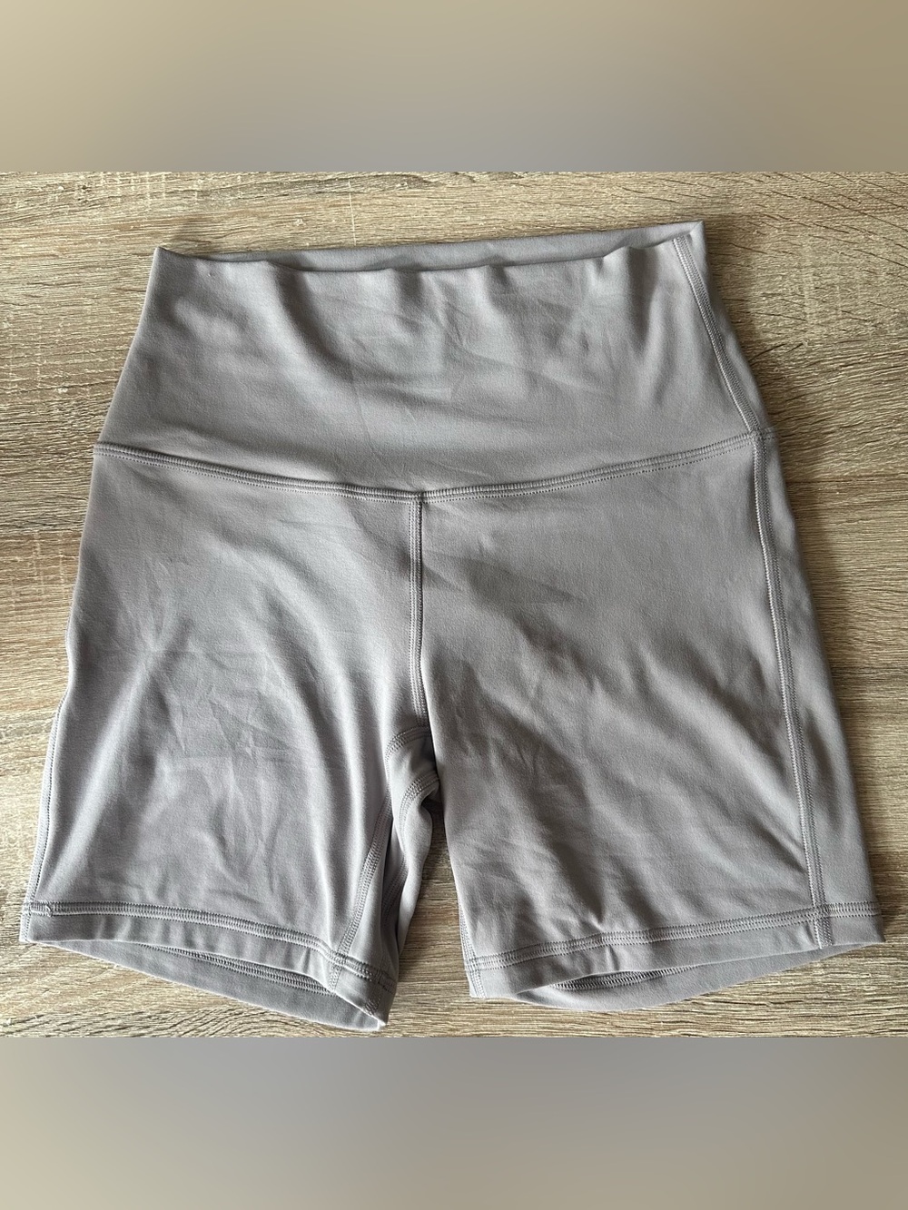 lululemon high-rise bike shorts 6”